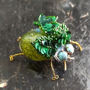 Broche Scarabée Vert paillettes